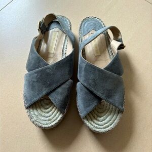 PALOMA BARCELO Grey/Blue Suede crossover espadrille sandals. Size 39/8US